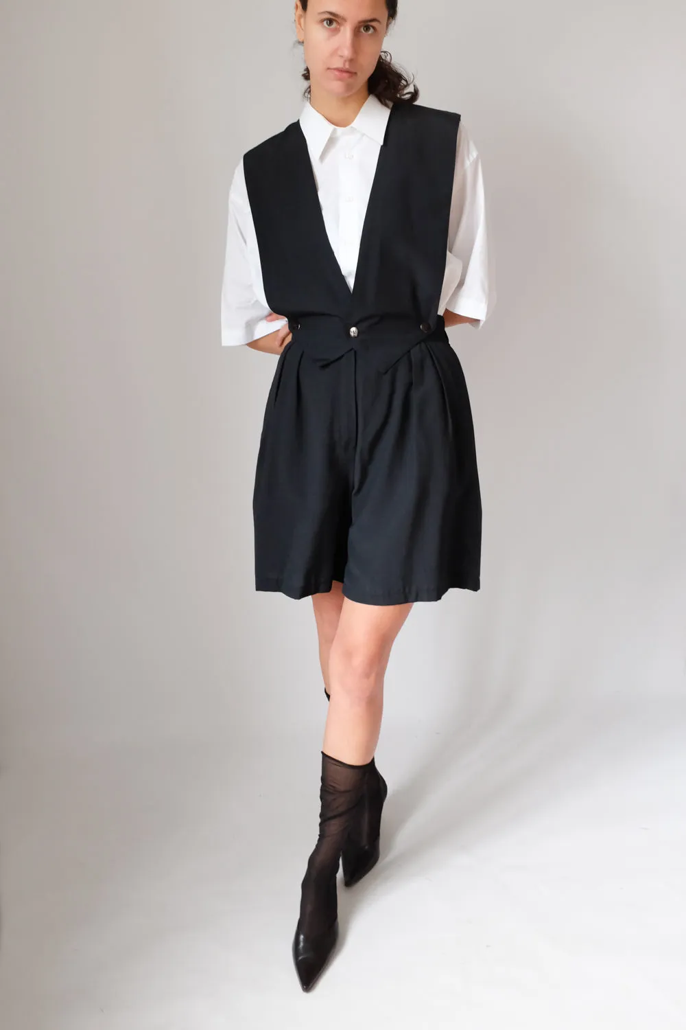 CLASSY SHORT ARMS WHITE OVERSIZE SHIRT