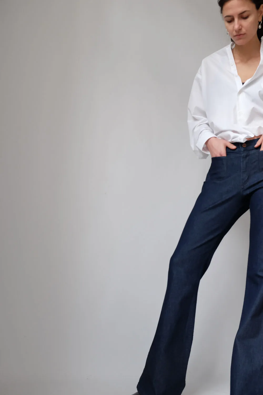 CLASSY VINTAGE WHITE OVERSHIRT
