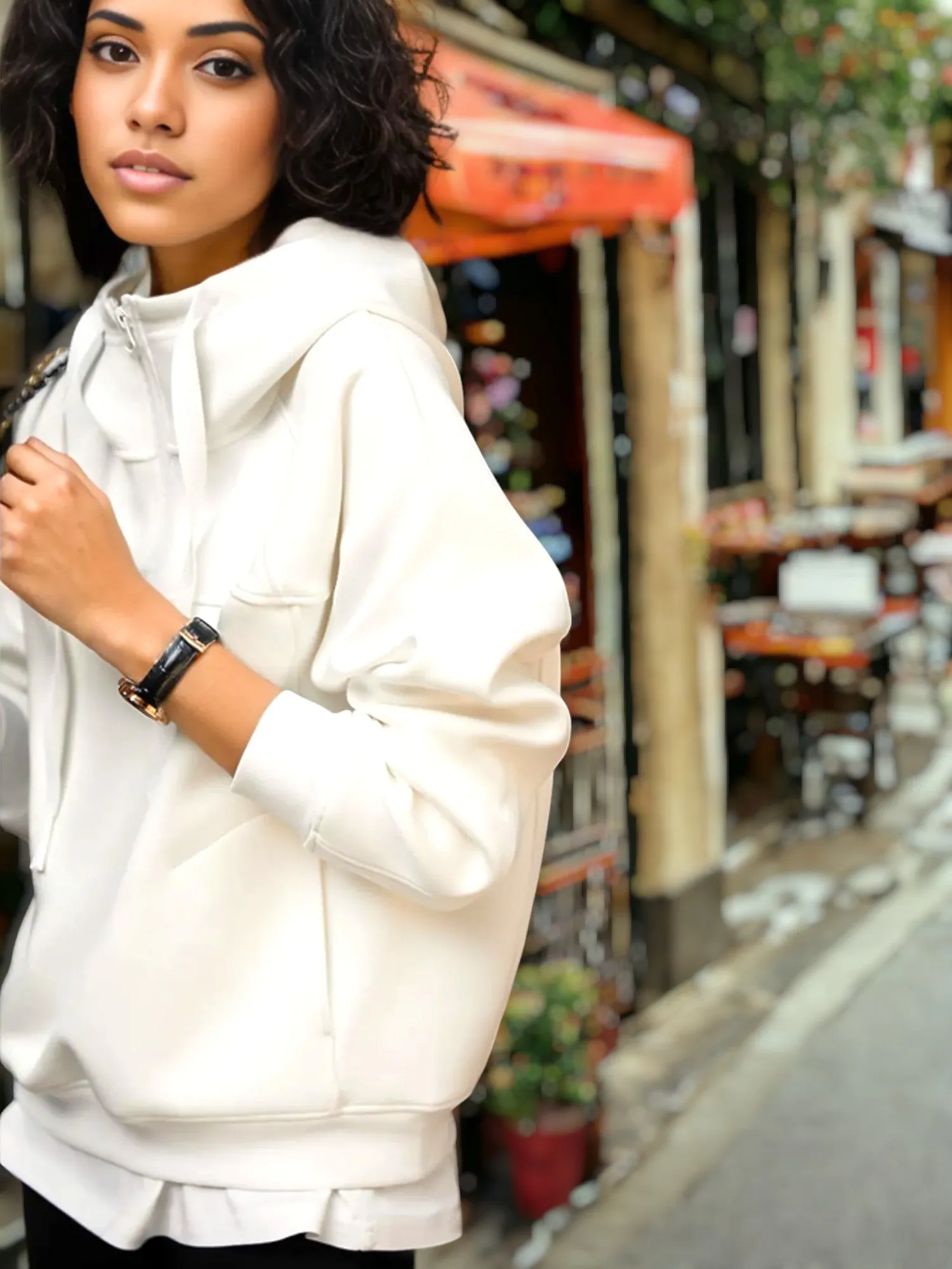 Comfortable Athflow Style Silhouette Design Hooded Pullover Sweatshirt