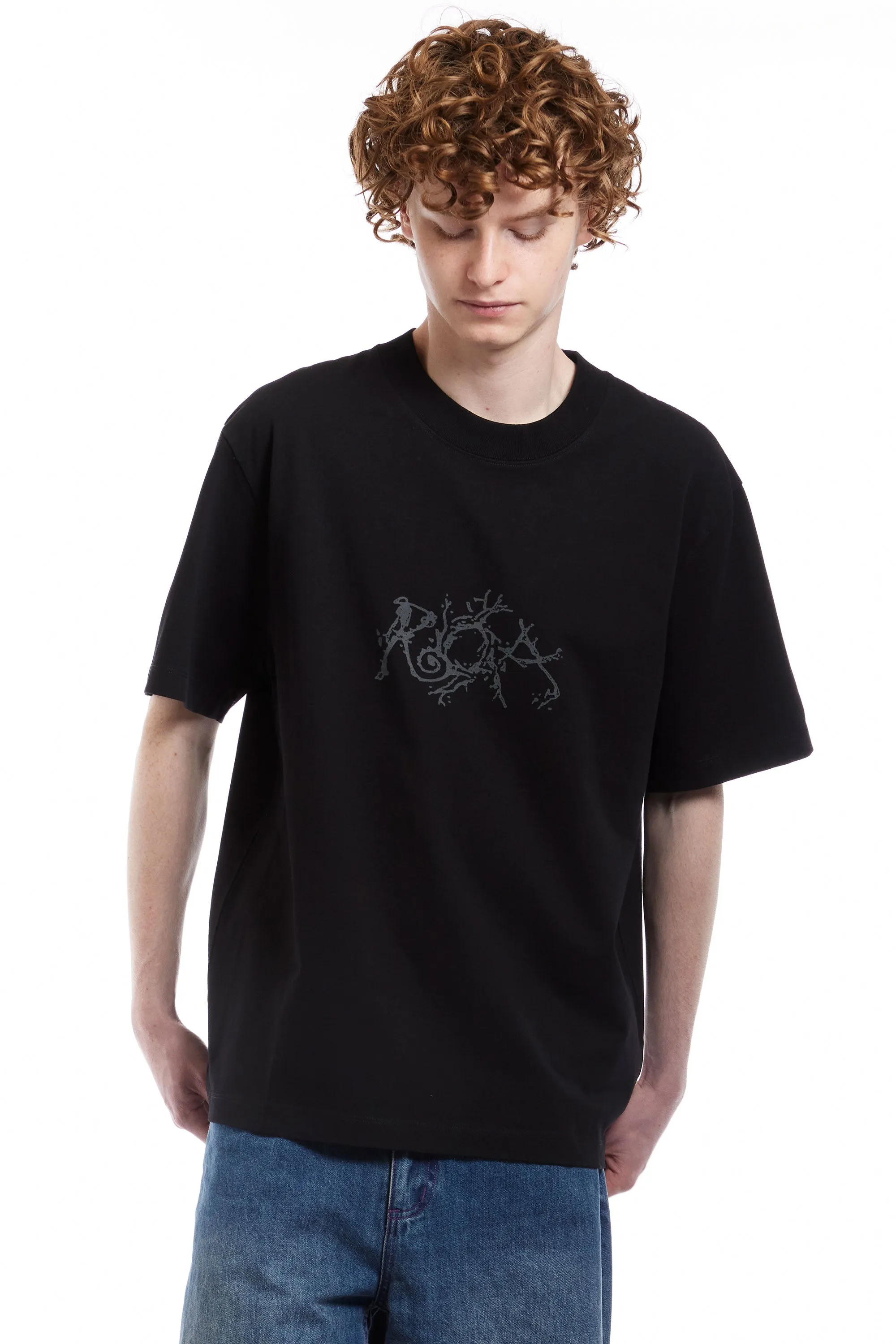 ROA - GRAPHIC BOXY TEE BLACK